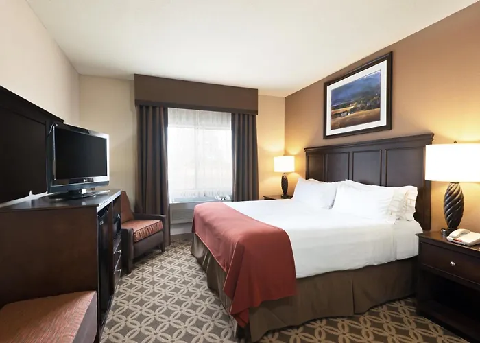 Holiday Inn Express Show Low By Ihg